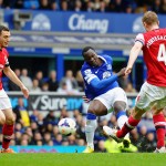Everton-v-Arsenal-Romelu-Lukaku-scores_3115732