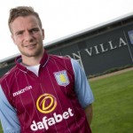 Aston-Villa-Unveil-New-Signing-Tom-Cleverley