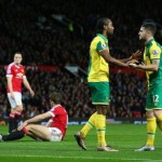 MANCHESTER, ENGLAND - DECEMBER 19:  Cameron Jerome (3rd R) of Norwich City celebrates scoring his team's first goal with his team mates Robbie Brady (2nd R) and Gary O'Neil (1st R) during the Barclays Premier League match between Manchester United and Norwich City at Old Trafford on December 19, 2015 in Manchester, England.  (Photo by Alex Livesey/Getty Images)