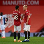 MANCHESTER, ENGLAND - SEPTEMBER 19: Donny Van De Beek of Manchester United speaks with Bruno Fernandes of Manchester United during the Premier League match between Manchester United and Crystal Palace at Old Trafford on September 19, 2020 in Manchester, England. (Photo by Shaun Botterill/Getty Images)