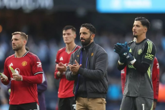 0_GettyImages-2235403391