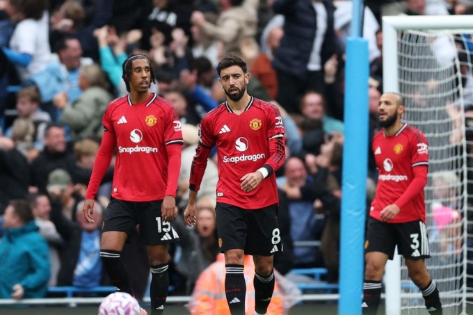 1_GettyImages-2235384893