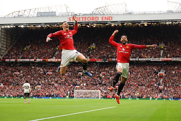 manchester-england-benjamin-sesk