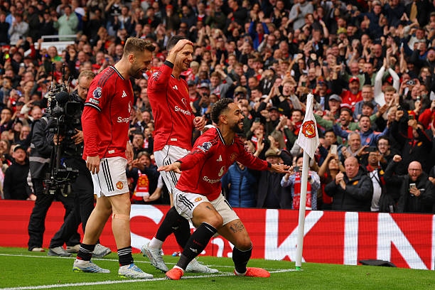 manchester-england-matheus-cunha